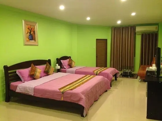 Deluxe Triple Room