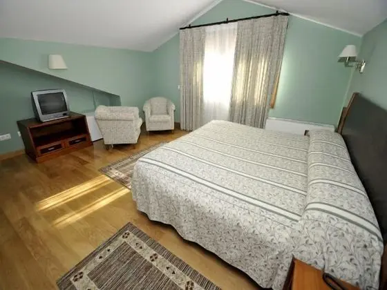 Superior Tek Büyük Yataklı Oda