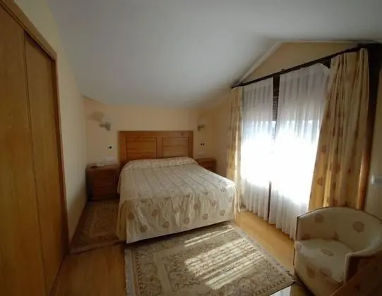 Superior Tek Büyük Yataklı Oda