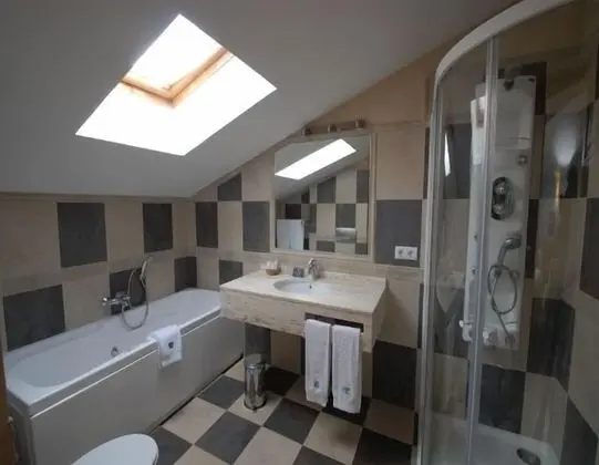 Superior Tek Büyük Yataklı Oda