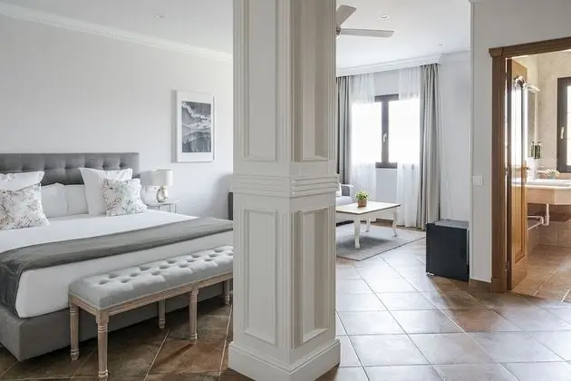 Süit, Banyolu/Duşlu