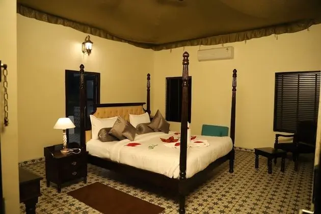 Luxury Tek Büyük Yataklı Oda