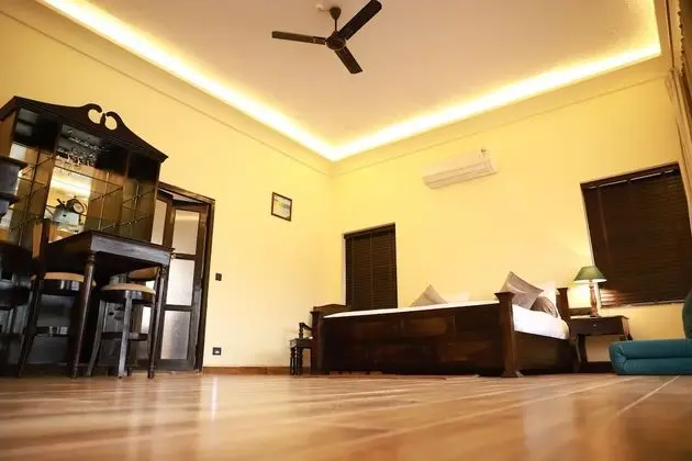 Luxury Tek Büyük Yataklı Oda