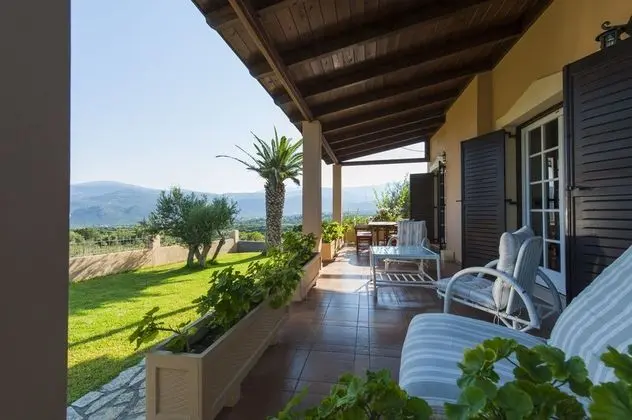 Villa, Birden Çok Yatak, Sigara İçilmez