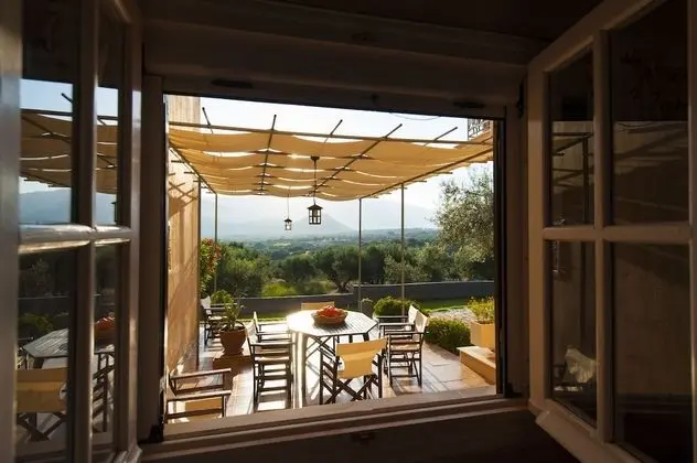 Villa, Birden Çok Yatak, Sigara İçilmez