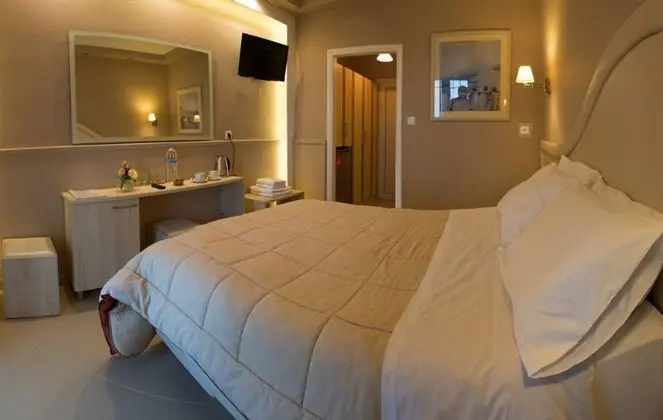 1 Çift Kişilik Veya 2 Tek Kişilik Yatak Sea View