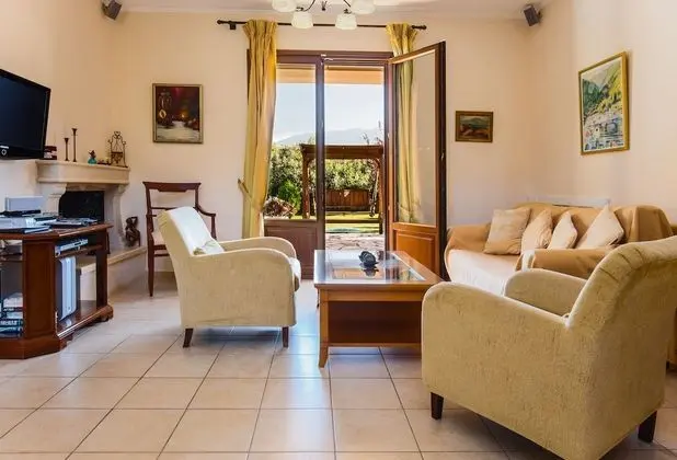 Villa, 2 Yatak Odası, Kişiye Özel Havuzlu, Bahçeli