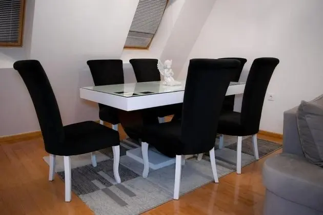 Apart Daire, 2 Yatak Odası, Engellilere Uygun, Sigara İçilebilir