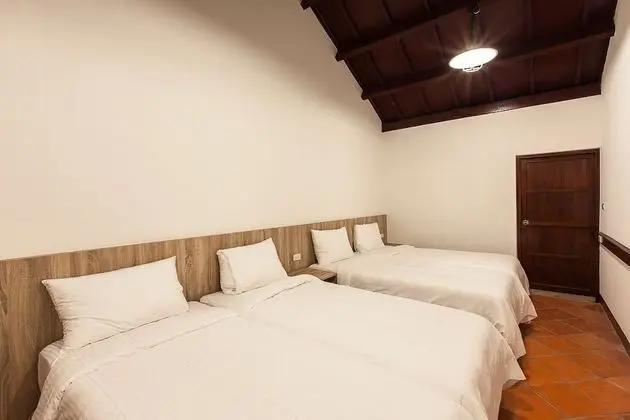 Deluxe Dört Kişilik Oda, 2 Çift Kişilik Yatak, Bahçe Manzaralı