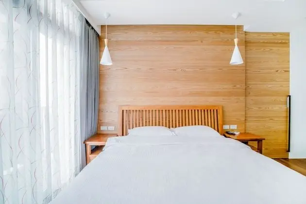 Deluxe Tek Büyük Yataklı Oda, Balkon, Okyanus Manzaralı