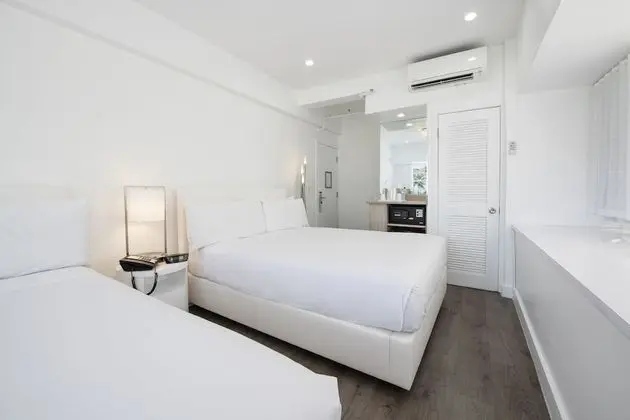 Ocean Corner Suite 2 Queen Beds