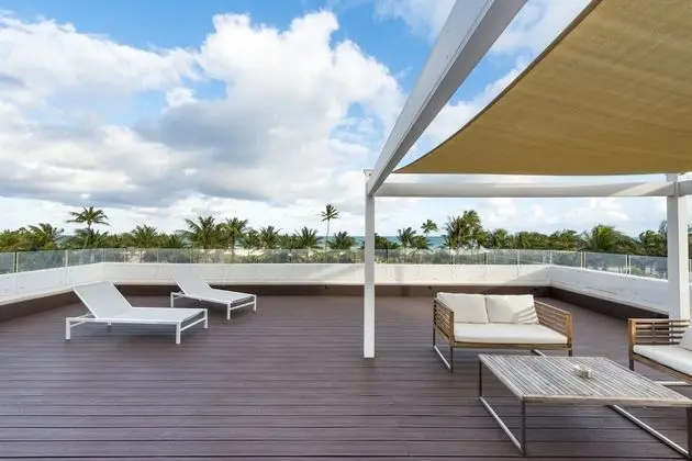 Ocean Front 1 King Bed, Private Terrace