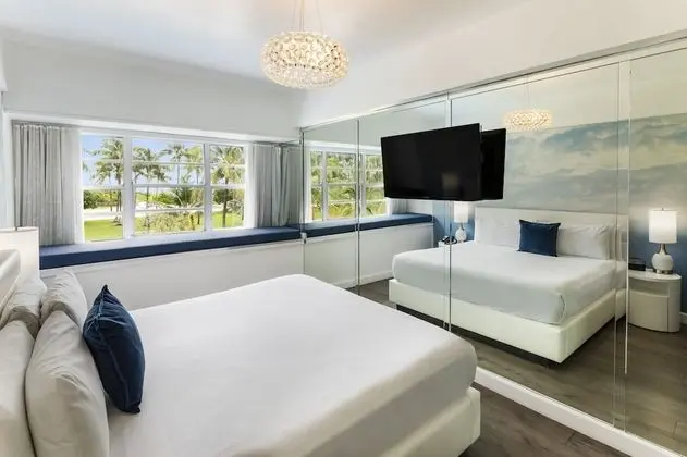 Ocean Front Room 1 King Bed