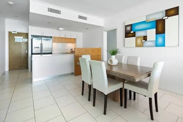 2 Bedroom 2 Bathroom Waterfront Apartment
