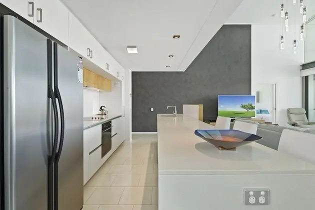 3 Bedroom 2 Bathroom Waterfront Apartment