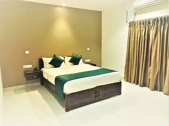 Luxury Oda