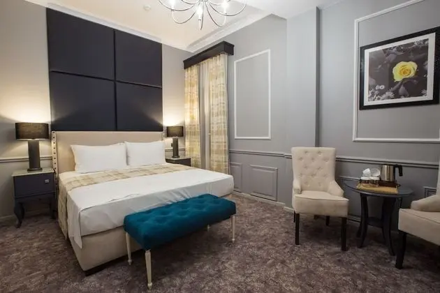 Deluxe Tek Büyük Yataklı Oda
