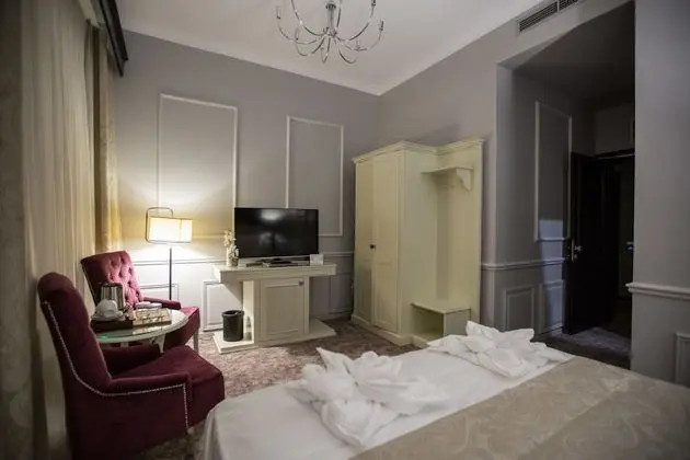 Deluxe Tek Büyük Yataklı Oda