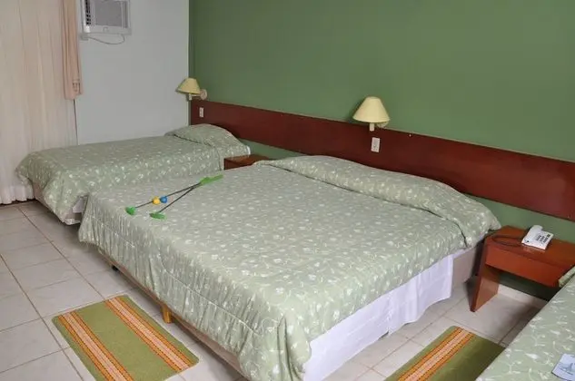 Üç Kişilik Oda