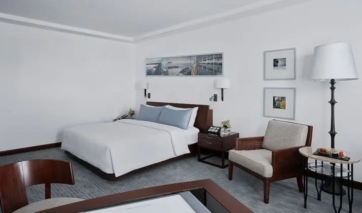 Grand Deluxe, Deluxe Oda, 1 En Büyük (King) Boy Yatak