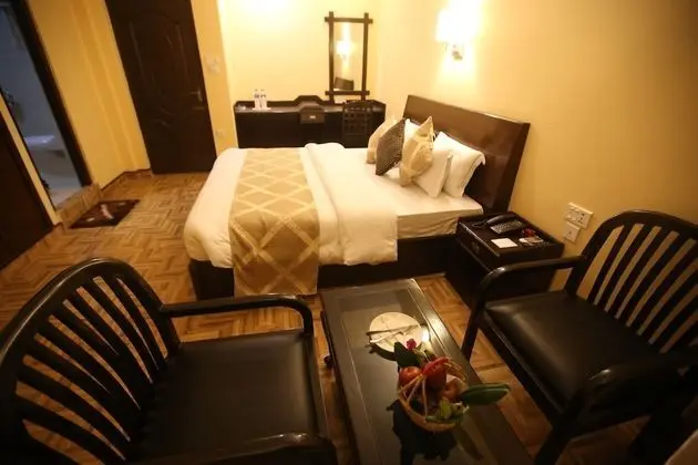 Deluxe Tek Büyük Yataklı Oda, Balkon