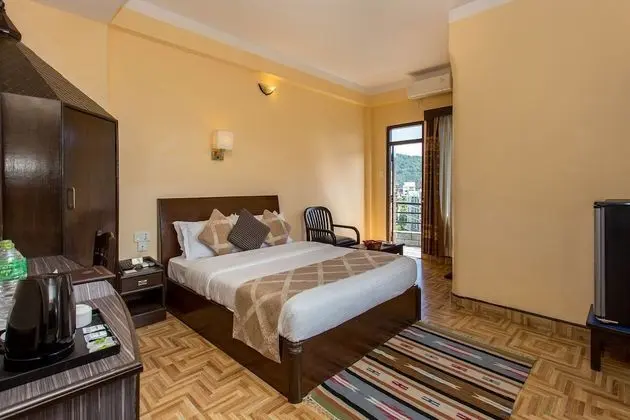 Deluxe Tek Büyük Yataklı Oda, Balkon