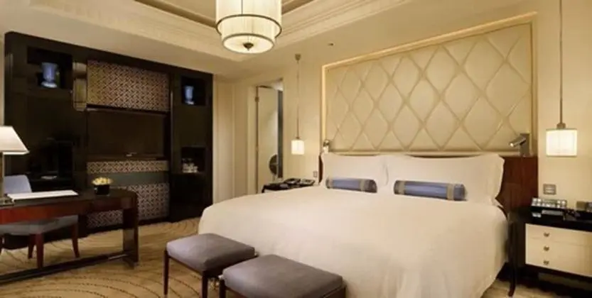 Deluxe Oda, 1 En Büyük (King) Boy Yatak