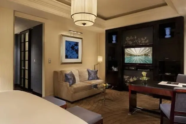 Deluxe Oda, 1 En Büyük (King) Boy Yatak