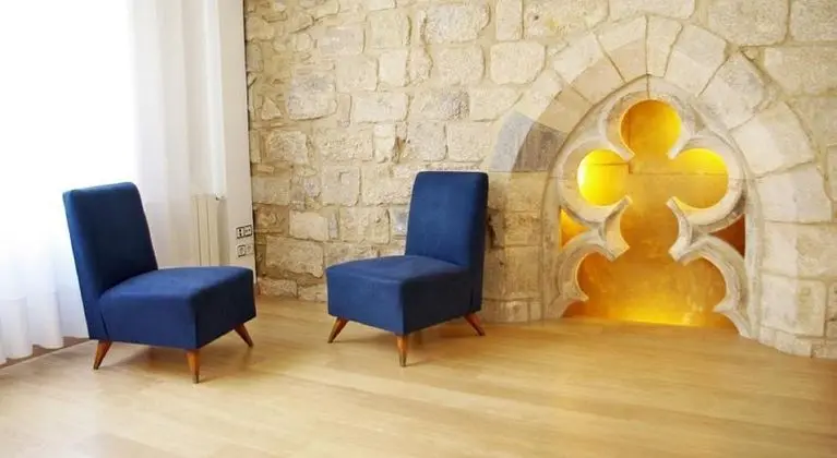 1 Çift Kişilik Veya 2 Tek Kişilik Yatak Superior