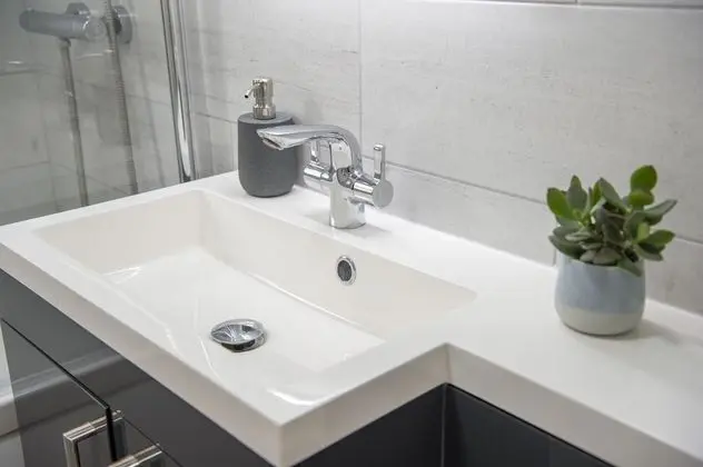 Luxury Apart Daire, Banyolu/Duşlu (Penleys)