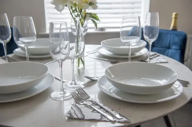 Luxury Apart Daire, Banyolu/Duşlu (Penleys)