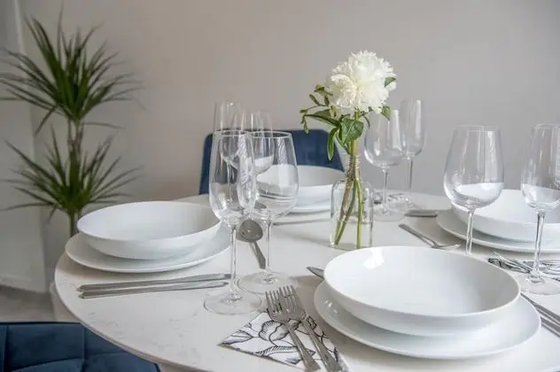 Luxury Apart Daire, Banyolu/Duşlu (Penleys)