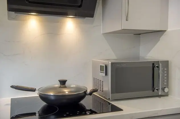 Luxury Apart Daire, Banyolu/Duşlu (Penleys)