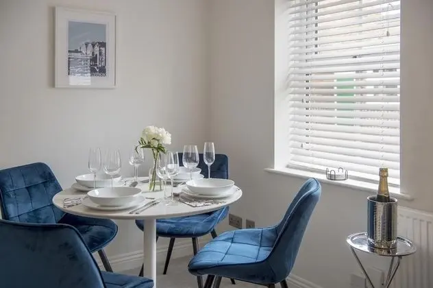 Luxury Apart Daire, Banyolu/Duşlu (Penleys)
