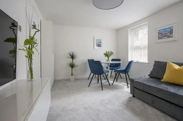 Luxury Apart Daire, Banyolu/Duşlu (Penleys)