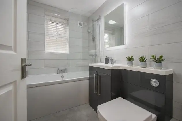Luxury Apart Daire, Banyolu/Duşlu (Penleys)