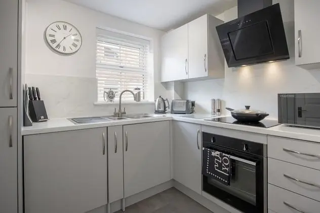Luxury Apart Daire, Banyolu/Duşlu (Penleys)