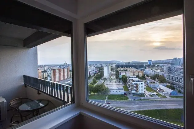 Superior Apart Daire, Şehir Manzaralı