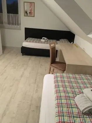 Tek Büyük veya İki Ayrı Yataklı Oda
