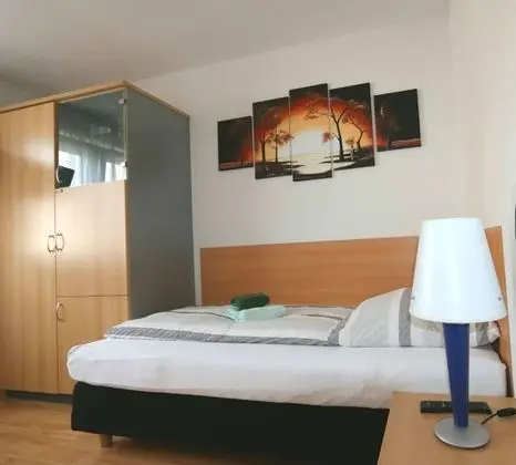 Tek Kişilik Oda, 1 Tek Kişilik Yatak