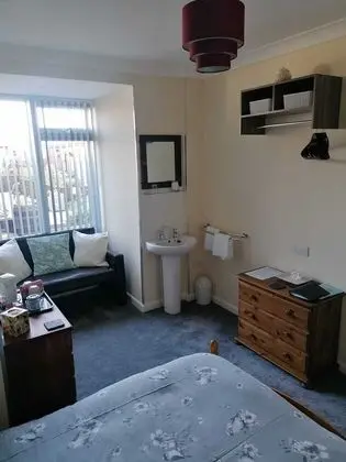 Comfort Tek Büyük Yataklı Oda, 1 Çift Kişilik Yatak, Bahçe Manzaralı, Zemin Kat