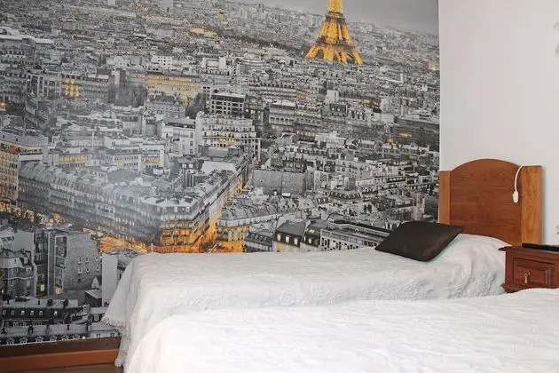 Economy İki Ayrı Yataklı Oda (Shared Shower)