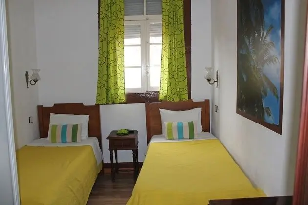 Economy İki Ayrı Yataklı Oda (Shared Shower)