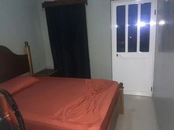 Basic Büyük Yataklı Tek Kişilik Oda