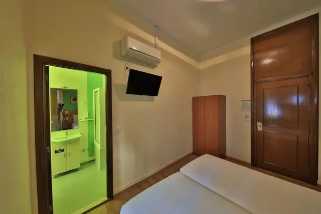 Deluxe Tek Büyük veya İki Ayrı Yataklı Oda, Özel Banyo