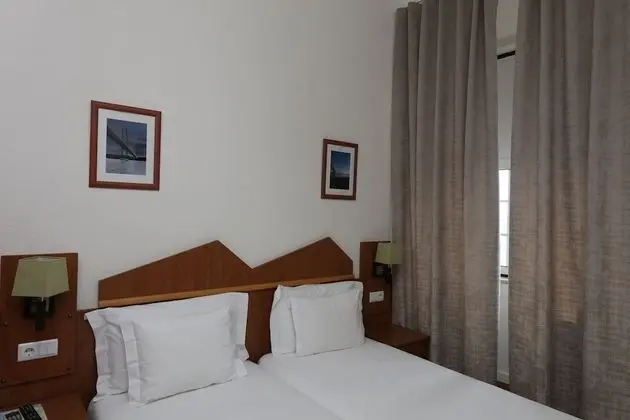 Deluxe Tek Büyük veya İki Ayrı Yataklı Oda, Özel Banyo