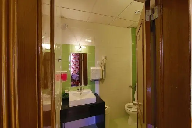 Standard Tek Büyük Yataklı Oda, Ortak Banyo