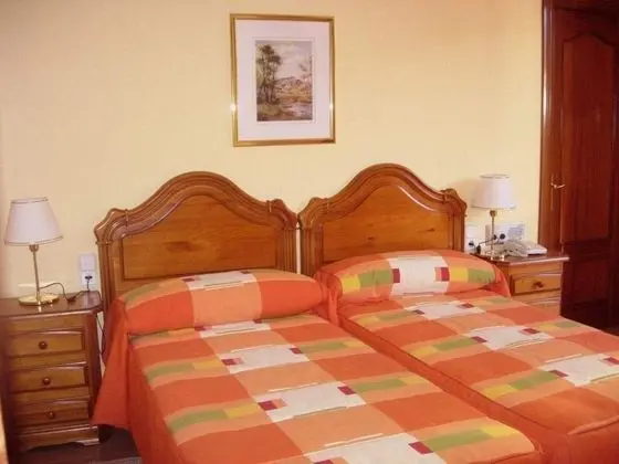 Tek Büyük Yataklı Oda, Dağ Manzaralı