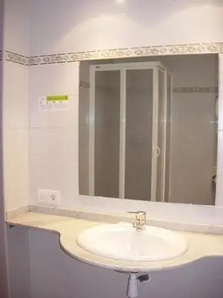 Tek Büyük Yataklı Oda, Dağ Manzaralı