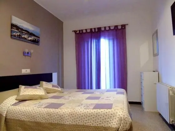 Tek Büyük veya İki Ayrı Yataklı Oda, Balkon